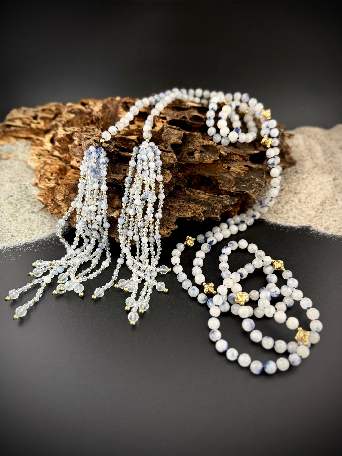 Rosée · Dumortierite + White Topaz